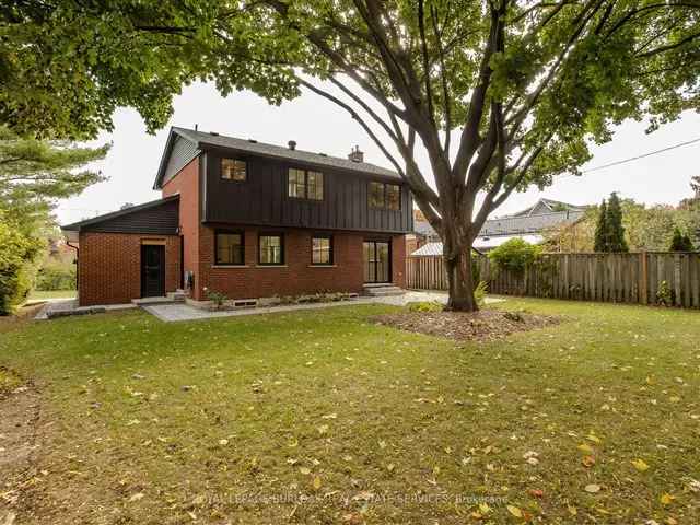 House For Sale in Burlington, Ontario