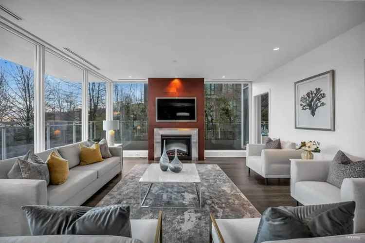 Coal Harbour Townhouse for Sale: Waterfront Luxury with Stunning Views