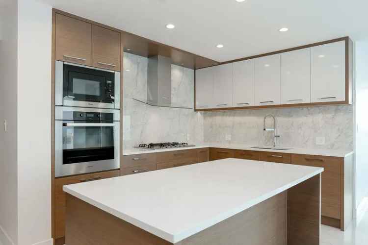 Metrotown Condo for Sale 3 Beds 2 Baths 1379 Sqft