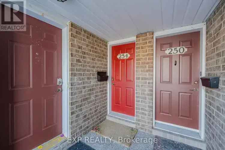 2 Bedroom 3 Bathroom Condo in Barrhaven