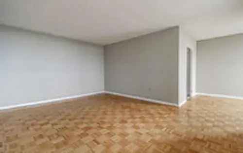 2 rooms apartment of 450 m² in Toronto