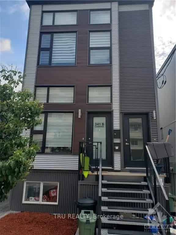 Modern Turn-key Triplex Lofts