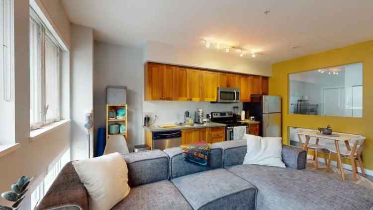 A $499,000.00 Apartment/Condo with 1 bedroom in Downtown SQ, Squamish