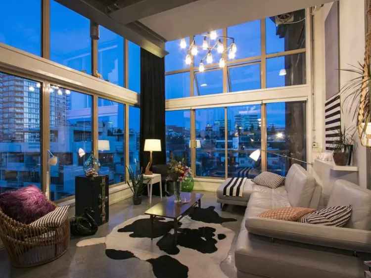 A $1,399,000.00 Apartment/Condo with 1 bedroom in False Creek, Vancouver West