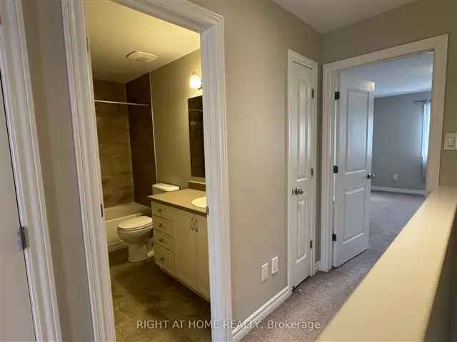 Kanata Arcadia Townhome 3 Beds Modern Kitchen Finished Basement