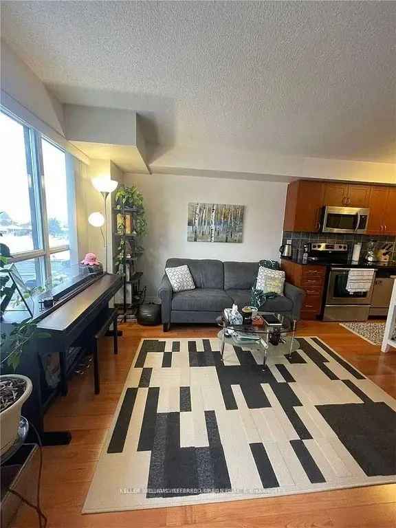 Rent Cozy 1 Bedroom Apartment in York University Heights with Balcony