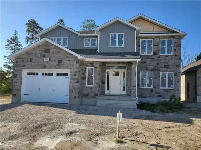 New 3-Level Home Near Kincardine Downtown