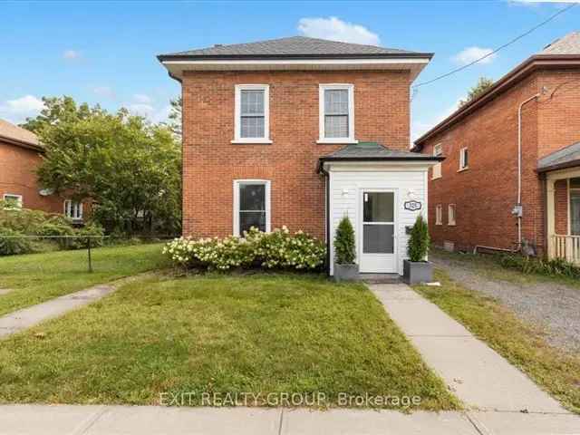 House For Sale in Belleville, Ontario