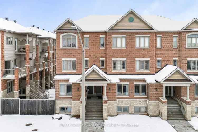 Charming 2-Bedroom Condo near Montreal Road and Montfort Hospital