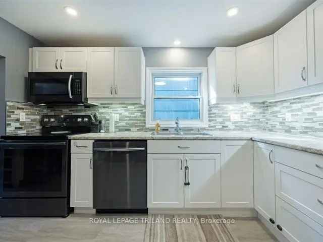 Charming 3 1.5 Storey Home Near Downtown St Thomas