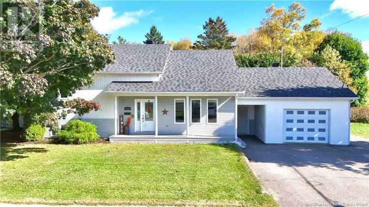 Updated 4-Bedroom Home Near Schools and Shopping
