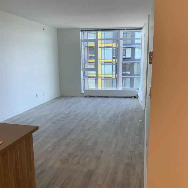 Beautiful 2 Bedroom 2 Bath Condo at SFU