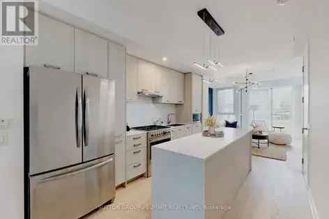 3 rooms apartment of 221 m² in Toronto