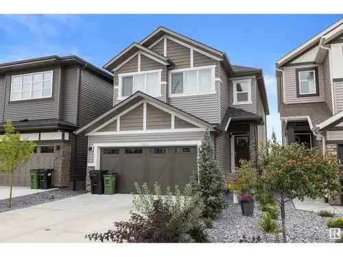Stunning Modern 3-Bed 2.5-Bath Home in Edmonton