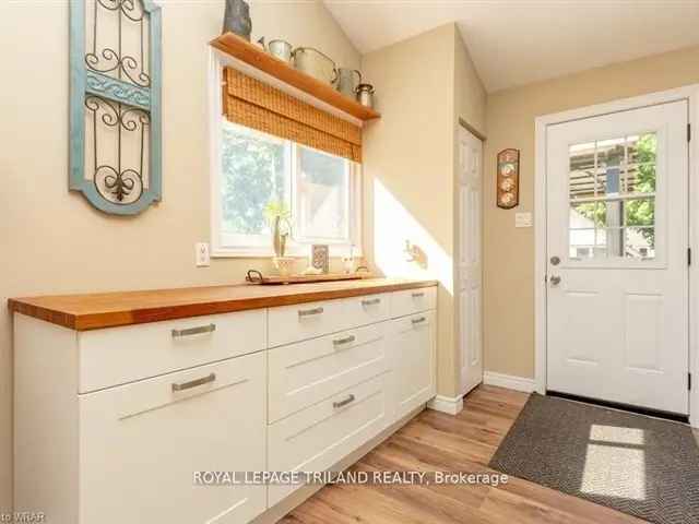 House For Sale in Lambton Shores, Ontario