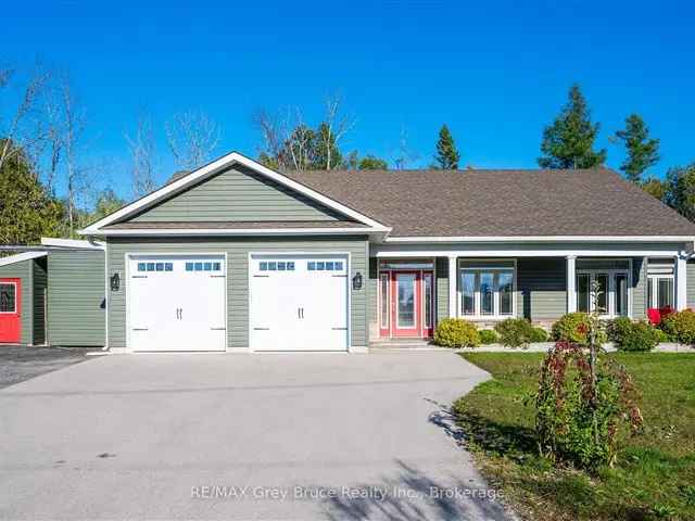 Luxury Lake Huron Lakeside Retreat 3 Bed 2 Bath Home