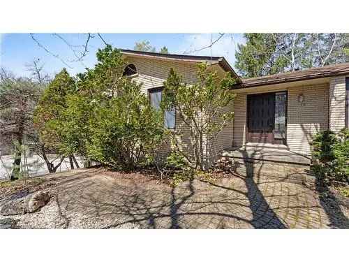 Family Home for Sale in St Andrews Hills Cambridge