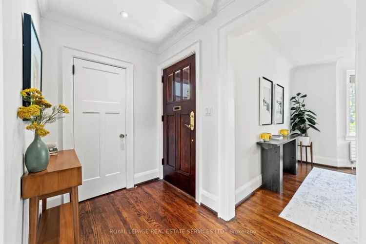 Elegant Detached 3 1 Bedroom House in Lawrence Park