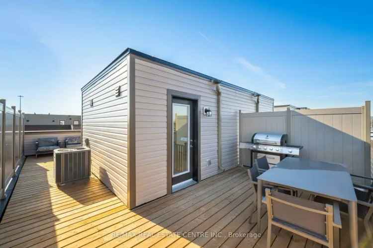 Buy Townhouse in Pickering with Rooftop Terrace and Modern Finishes