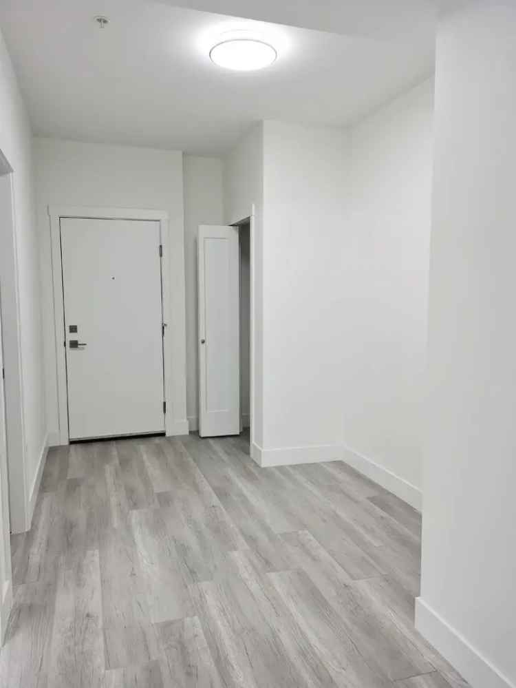 Whalley Condo for Sale Near Skytrain - Fraser Landmark
