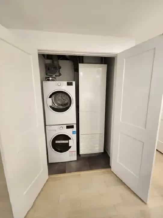 Luxury Downtown Ottawa Condo Near Parliament