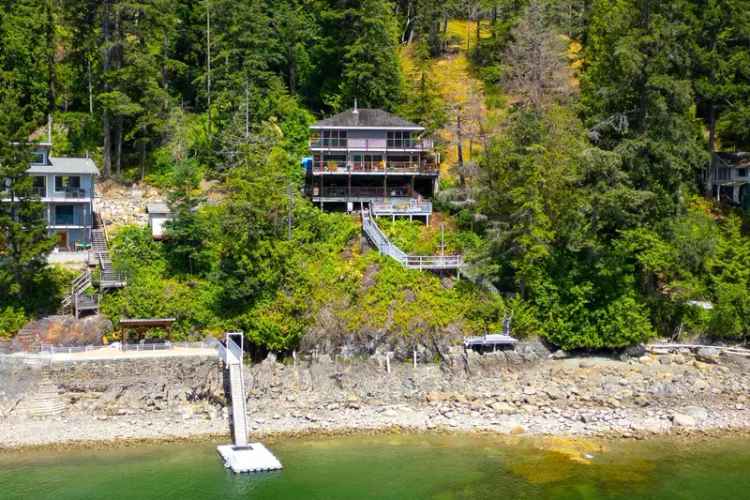 A $2,500,000.00 House/Single Family with 3 bedrooms in Bowen Island, Bowen Island