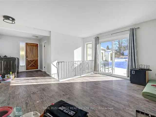 House For Sale in Renfrew, Ontario