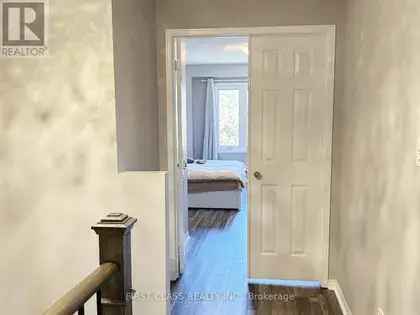 3 rooms apartment of 196 m² in Mississauga