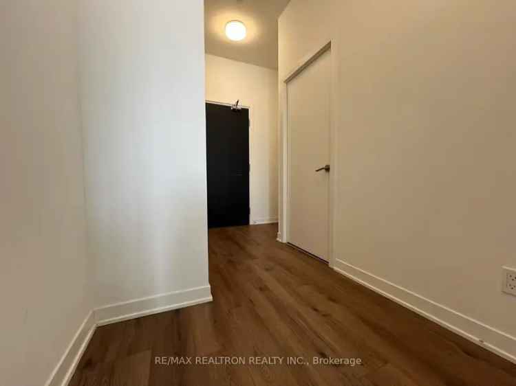 Modern Condo Apartment for Rent in a Prime Location with 2 Bedrooms