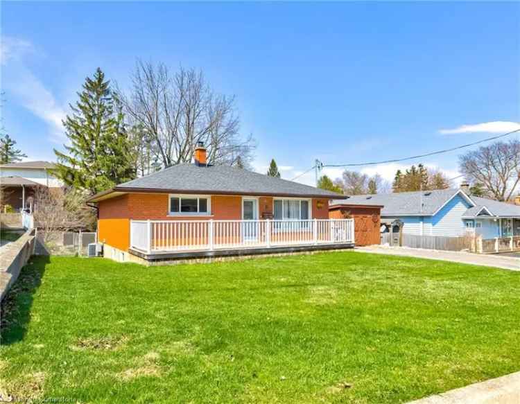 Cute Cozy Brick Bungalow in Hespeler