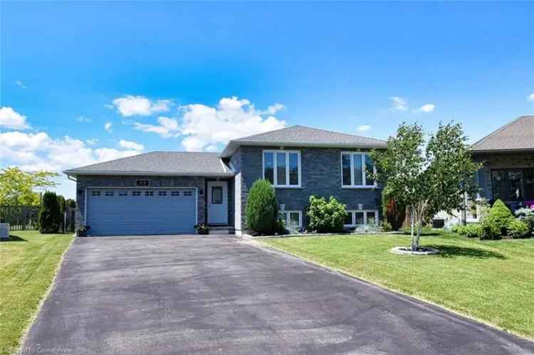 House For Sale in Port Rowan, Ontario