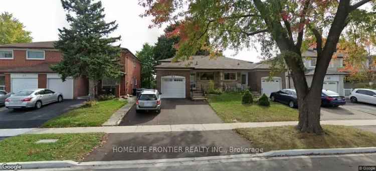 House For Sale in Toronto, Ontario