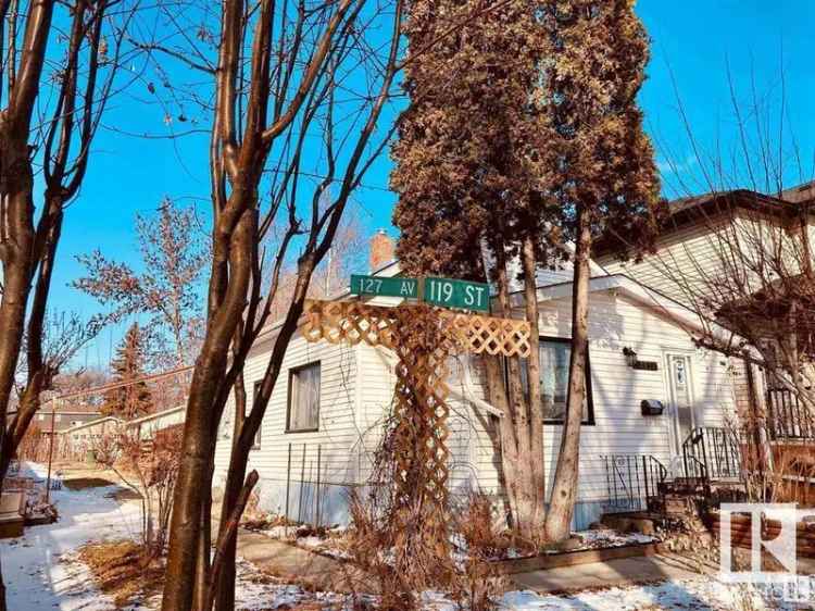 Infill Land for Sale in Excellent Location with Large Lot Size