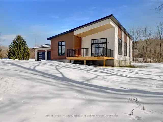 Luxury Custom Home in Prince Edward County