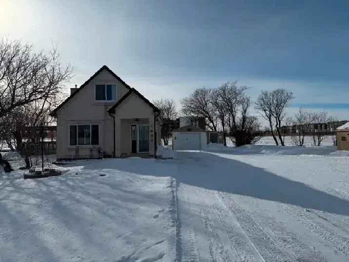 Buy Land 8 Acres Development Opportunity in Winnipeg with Remodelled Homestead