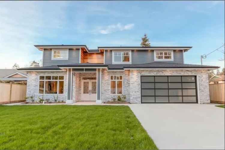 A $2,677,000.00 House/Single Family with 5 bedrooms in Pebble Hill, Tsawwassen