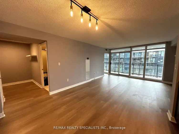 Condo For Rent in Toronto, Ontario