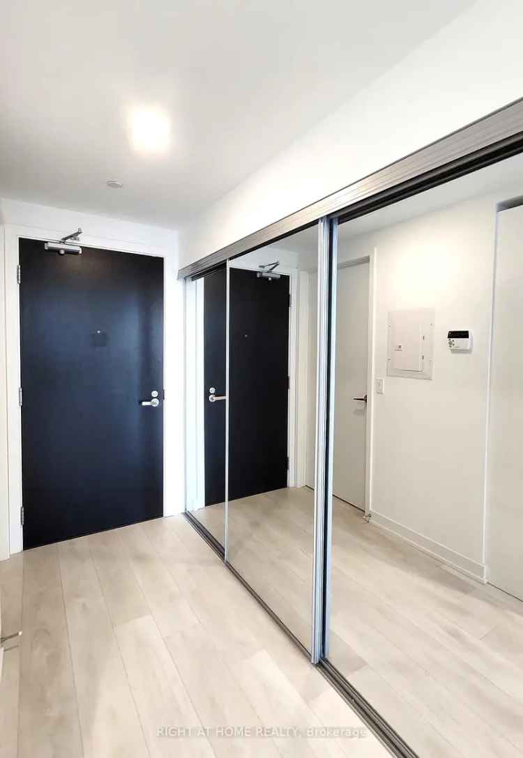 House For Rent in 501, Yonge Street, Toronto, Ontario