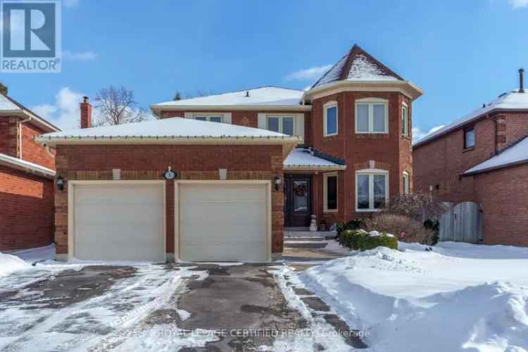 Georgetown Home 2535 sq ft 4 Bedrooms 5-Piece Ensuite Granite Kitchen