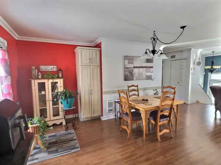 Bungalow for sale, 158, Rue des Chevaliers, Amqui - Proprio Direct