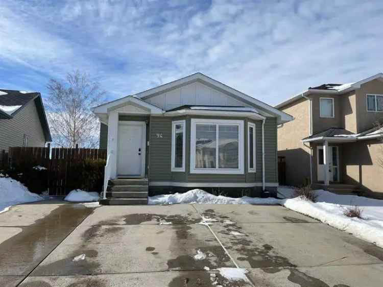 Buy 4 Level Split House in Lethbridge with Spacious Yard and Features