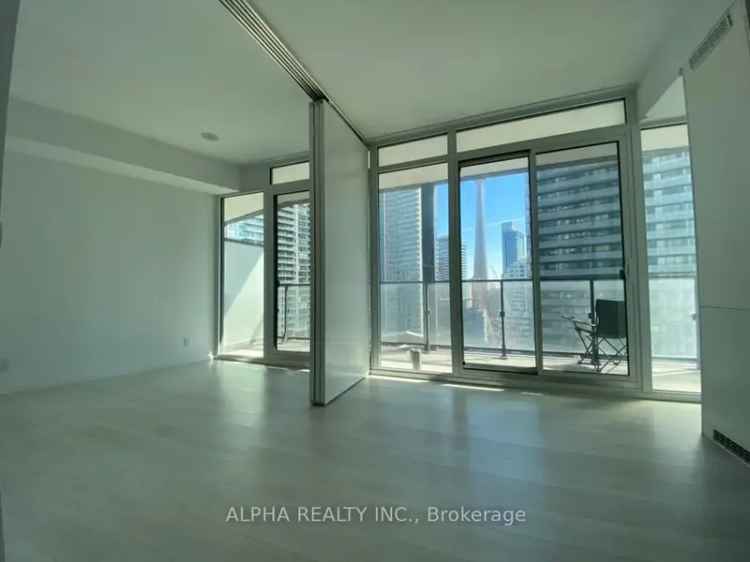 Rent a South Facing Unit with City Views in Toronto