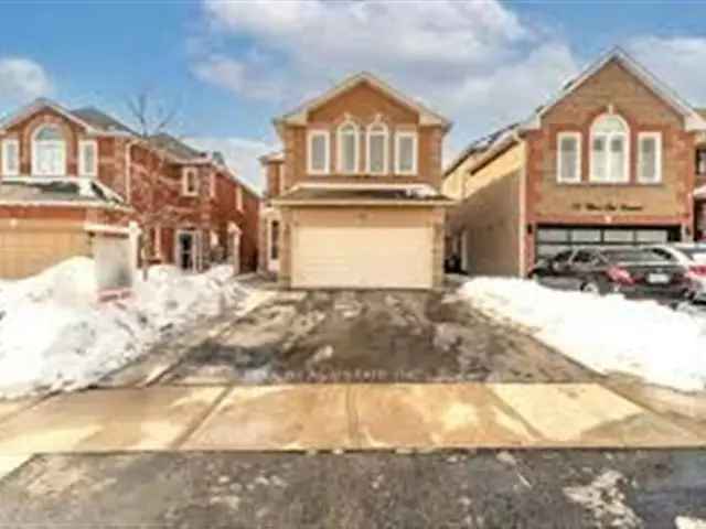 4 Bedroom Detached Home in Fletcher's West Brampton