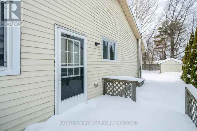 Kincardine 3-Bedroom Bungalow Near Lake Huron