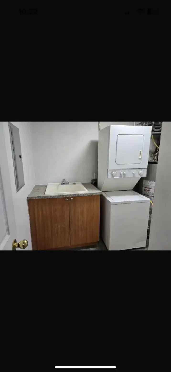 2 Bedroom 2 Bath Markham Apartment for Rent