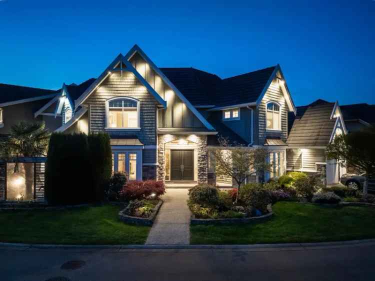 Luxury 4-Bedroom Home in Southampton Estates Golf Course Community