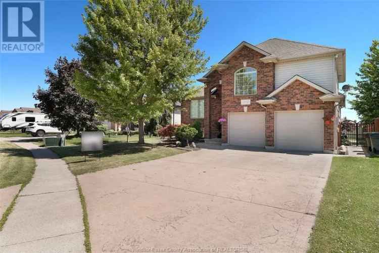 4 Bedroom Raised Ranch Home with In Ground Pool and Finished Basement