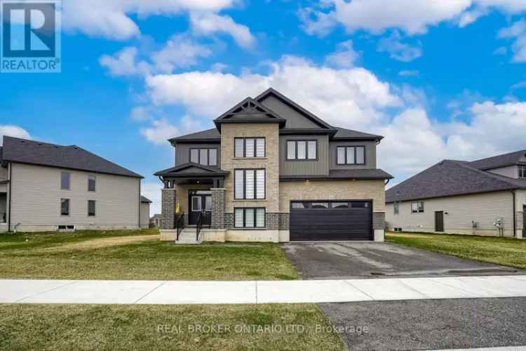Luxury 4-Bedroom Home in Springwater with Premium Upgrades