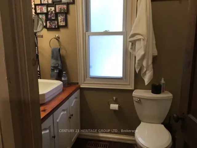 House For Sale in Innisfil, Ontario