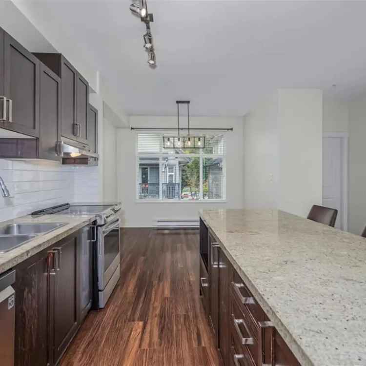 3 Bed 25 Bath Townhouse For Sale Near Capilano University